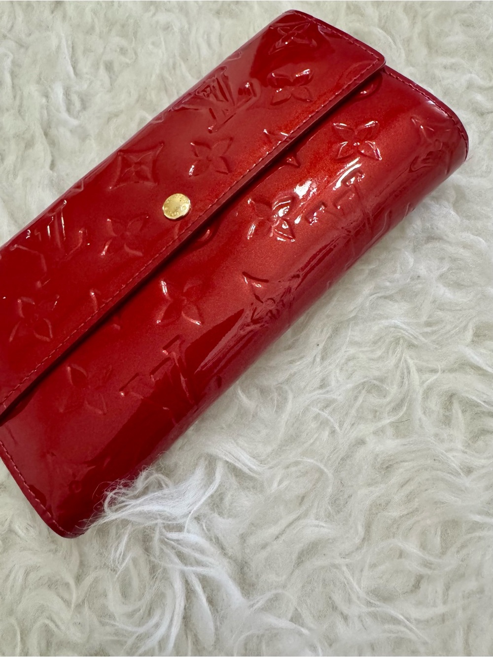 Louis Vuitton Red Vernis Monogram Wallet - Picture 10 of 13